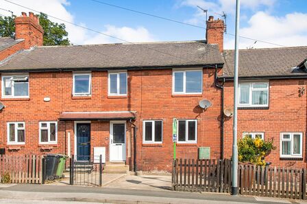 3 bedroom Mid Terrace House to rent