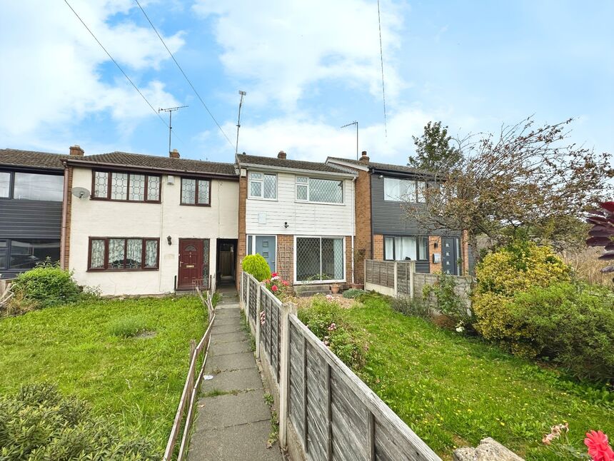Main image of 3 bedroom Mid Terrace House to rent, Old Close, Leeds, West Yorkshire, LS11