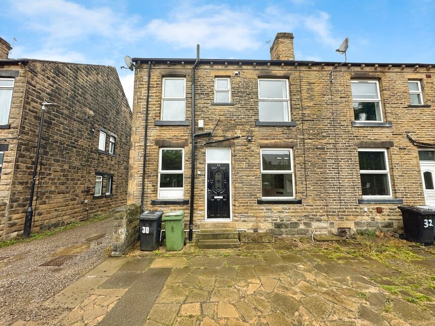 Main image of 2 bedroom End Terrace House to rent, East Park Street, Morley, West Yorkshire, LS27
