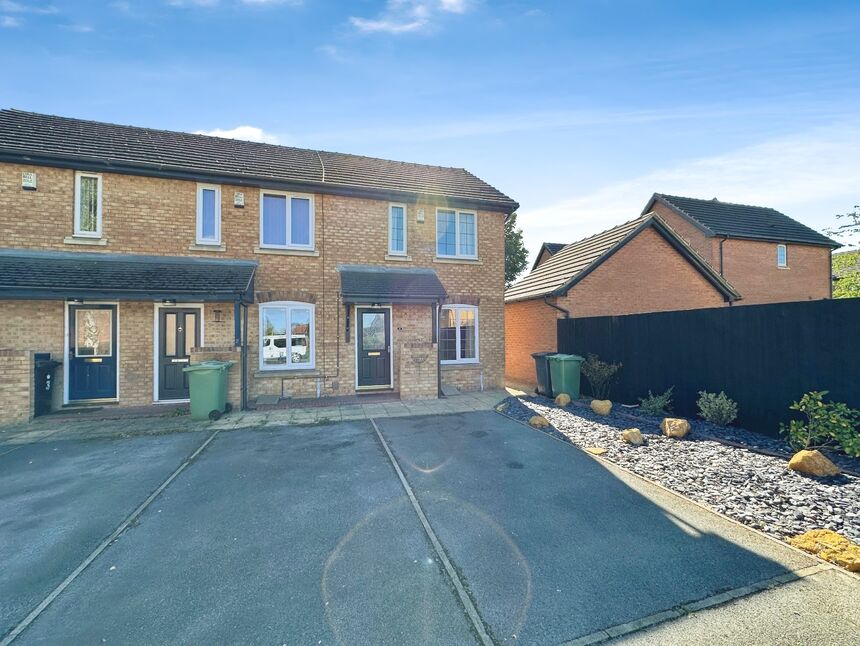 Main image of 2 bedroom End Terrace House to rent, Suffield Close, Morley, Leeds, LS27