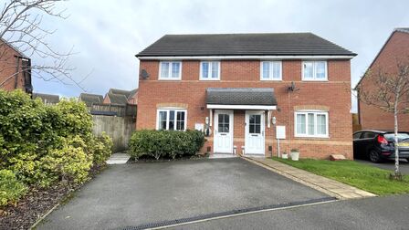Stopes Walk, 3 bedroom Semi Detached House for sale, £274,000