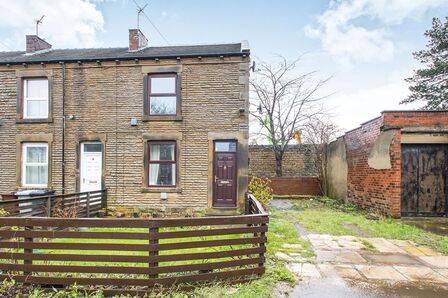 2 bedroom End Terrace House to rent