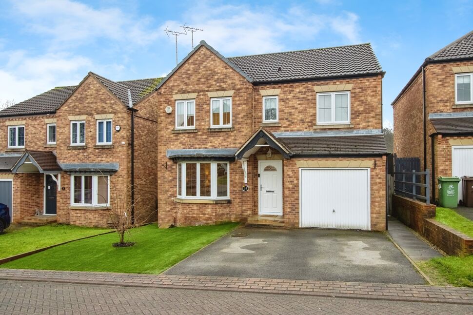 4 bedroom Detached House for sale