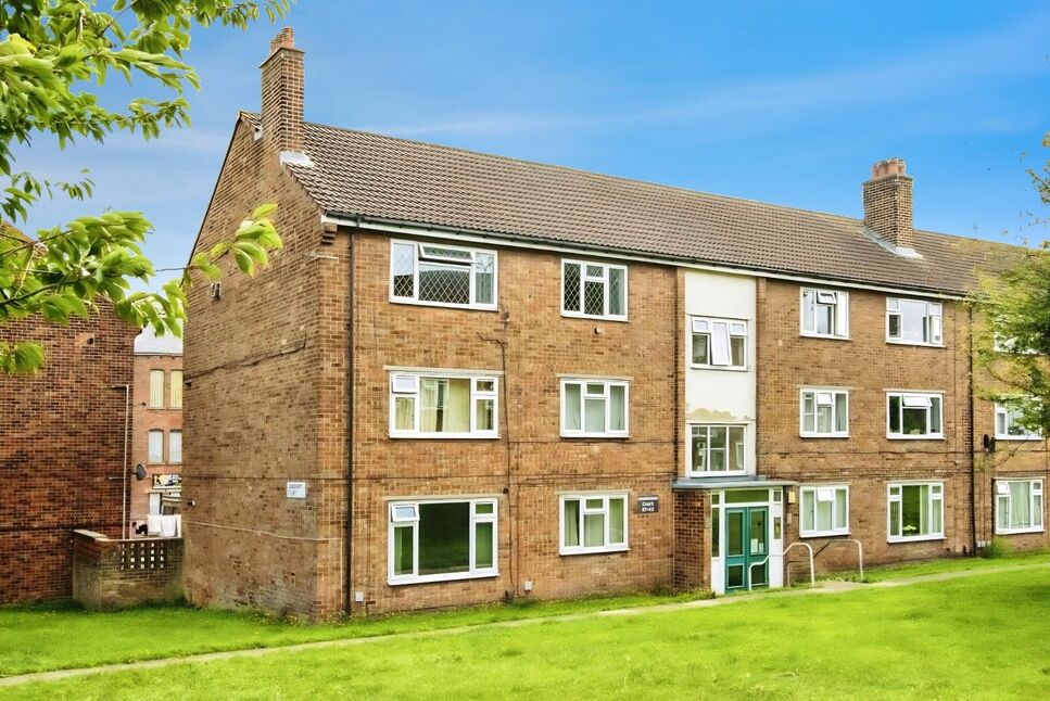 Main image of 2 bedroom Flat to rent, Lewisham Court, Morley, West Yorkshire, LS27