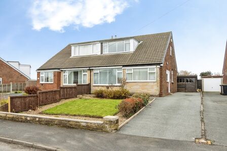 3 bedroom Semi Detached Bungalow for sale