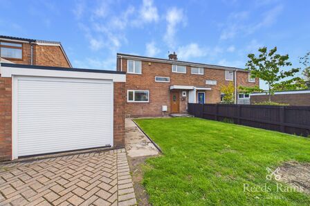 Beech Way, 3 bedroom Semi Detached House to rent, &pound;1,295 pcm