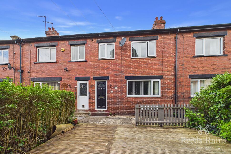 Main image of 3 bedroom Mid Terrace House for sale, Windsor Terrace, Gildersome, Leeds, LS27