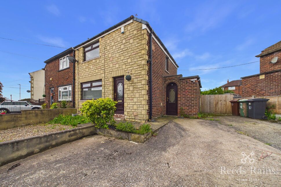 Main image of 2 bedroom Semi Detached House to rent, Acres Hall Avenue, Pudsey, West Yorkshire, LS28