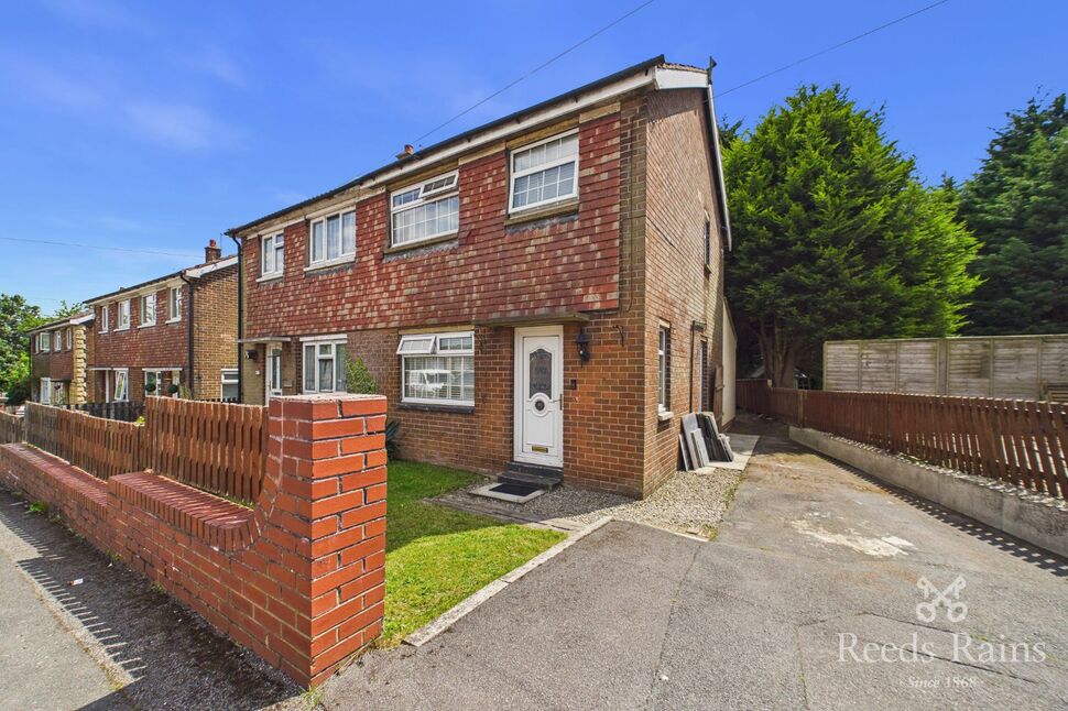 Main image of 3 bedroom Semi Detached House for sale, Lowood Lane, Birstall, West Yorkshire, WF17