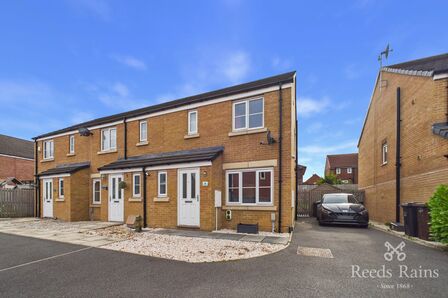 Scatcherd Mews, 3 bedroom End Terrace House for sale, &pound;230,000