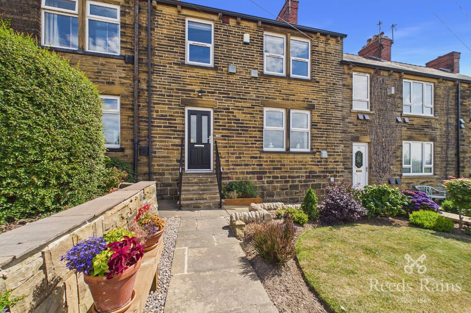 Main image of 3 bedroom Mid Terrace House for sale, Scotchman Lane, Morley, West Yorkshire, LS27