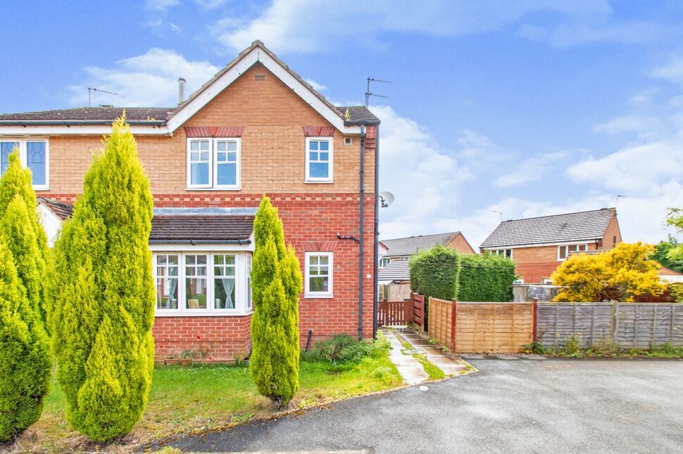 Main image of 1 bedroom Semi Detached House to rent, Stonechat Rise, Morley, Leeds, LS27