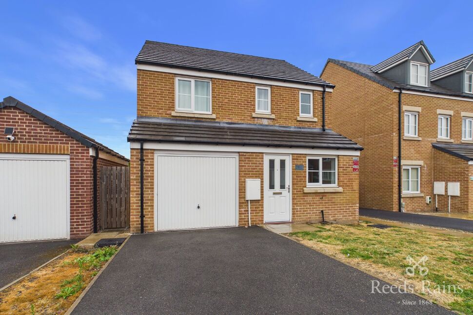 Main image of 3 bedroom Detached House to rent, Rotary Drive, Morley, Leeds, LS27