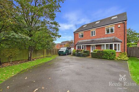 6 bedroom Detached House for sale