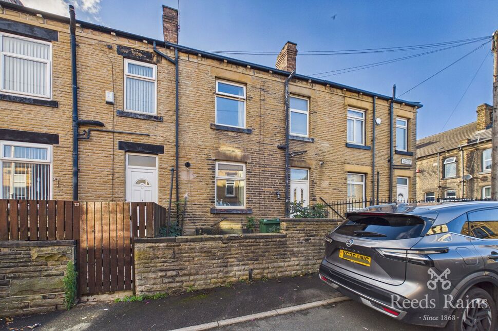 Main image of 1 bedroom Mid Terrace House for sale, Florence Terrace, Morley, West Yorkshire, LS27