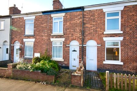 2 bedroom Mid Terrace House to rent