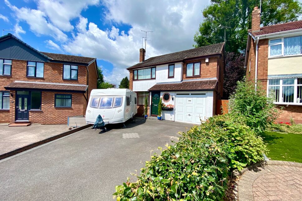 4 bedroom Detached House for sale, Wisterdale Close, Wistaston, CW2 £