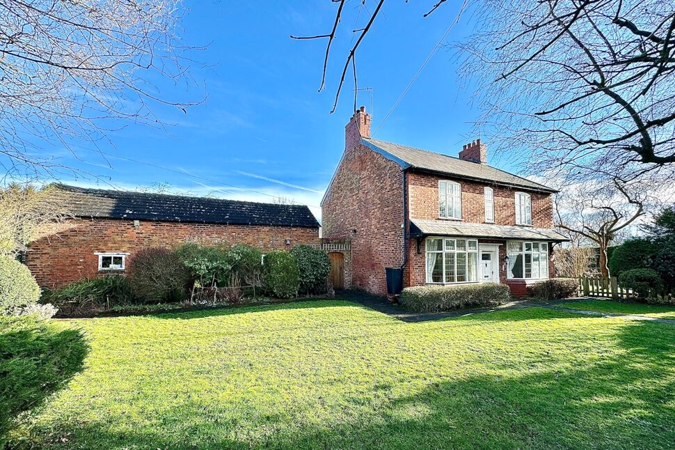 4 bedroom Detached House for sale, Broad Lane, Stapeley, CW5 £695,000