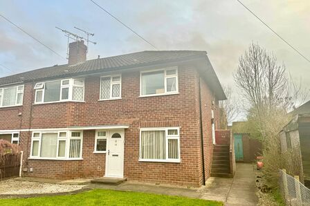 Meeanee Drive, 2 bedroom  Flat for sale, £117,500