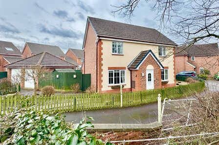 Mainwaring Close, 4 bedroom Detached House for sale, £365,000