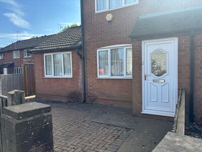 2 bedroom Semi Detached House to rent