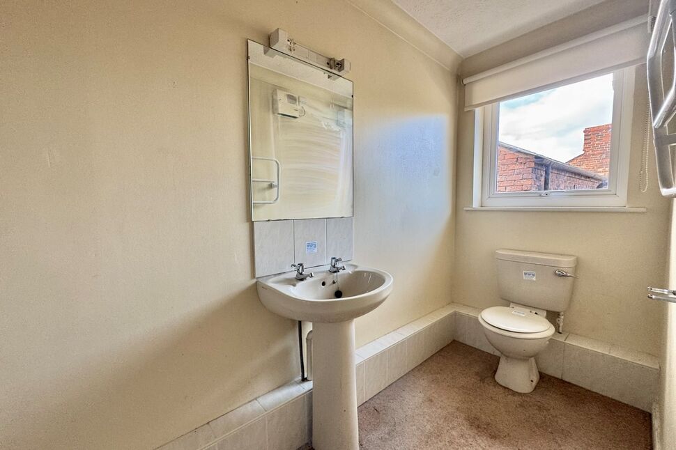 En-Suite Bathroom