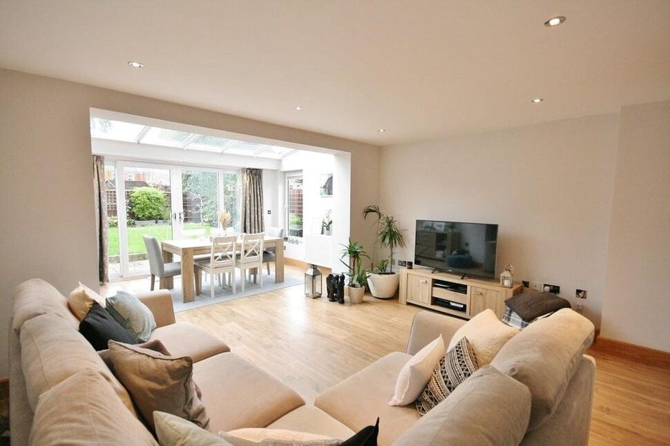Living Room / Orangery