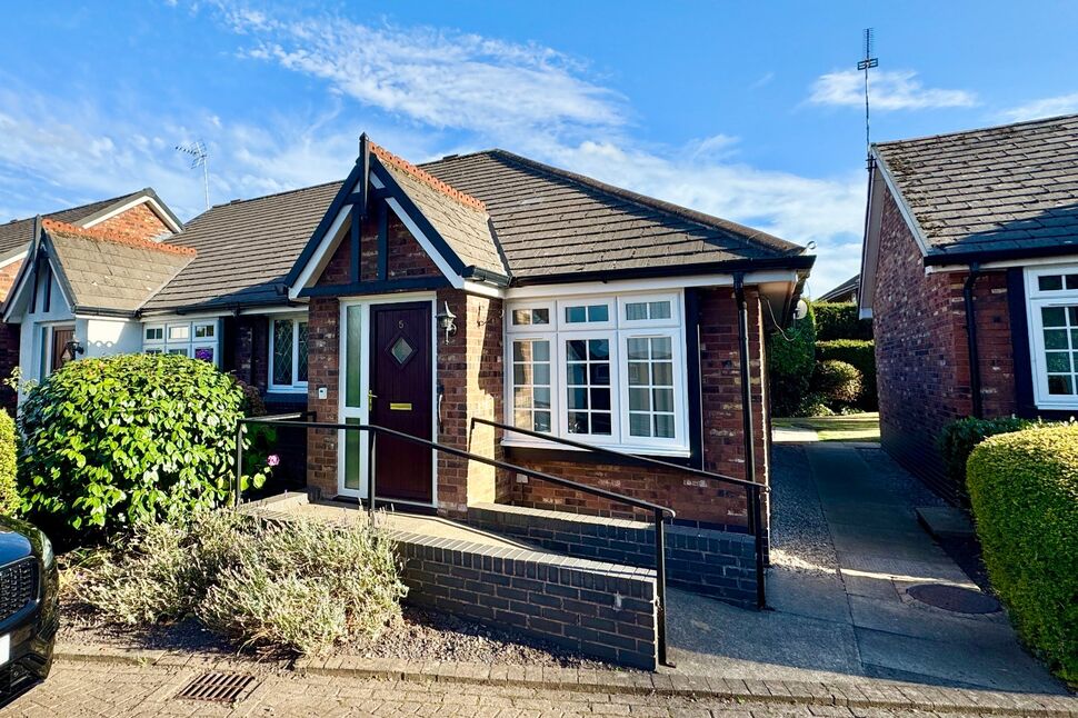 Main image of 2 bedroom Semi Detached Bungalow for sale, Yew Tree Drive, Nantwich, Cheshire, CW5