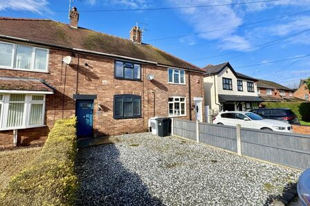 Wybunbury Road, 2 bedroom Mid Terrace House to rent, £1,100 pcm