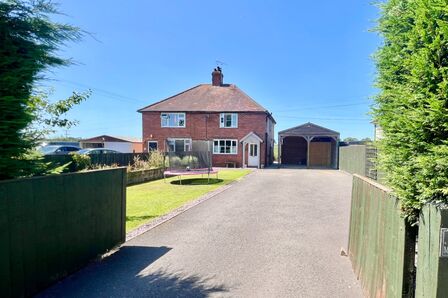 Mill Lane, 3 bedroom Semi Detached House for sale, £280,000
