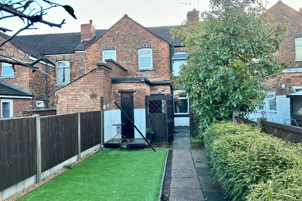 Garden and Courtyard