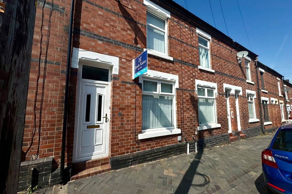 2 bedroom Mid Terrace House for sale