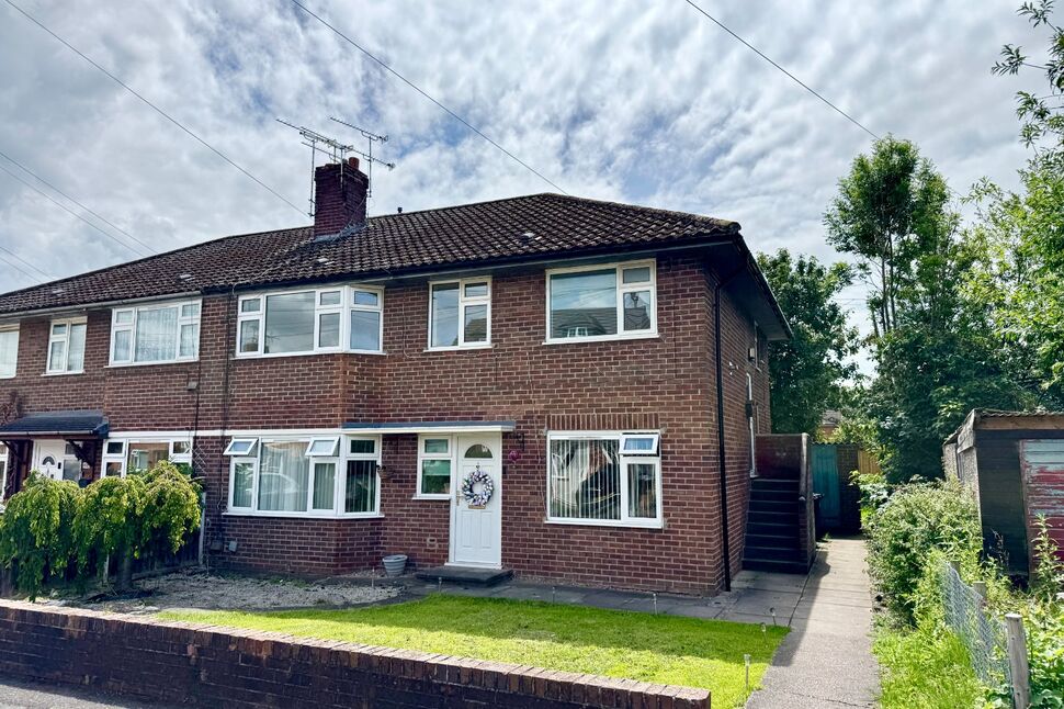 Main image of 2 bedroom Flat to rent, Meeanee Drive, Nantwich, Cheshire, CW5