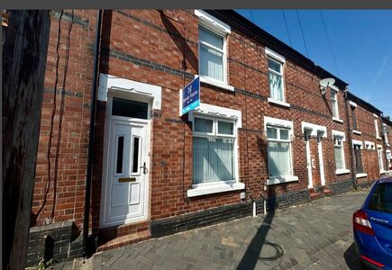 Newdigate Street, 2 bedroom Mid Terrace House to rent, &pound;825 pcm