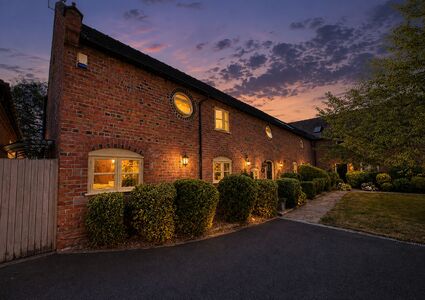 Church Minshull, 3 bedroom Semi Detached House for sale, &pound;635,000