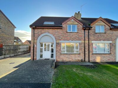 3 bedroom Semi Detached House to rent