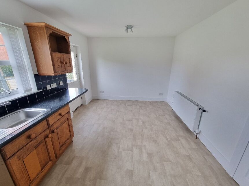 3 bedroom House to rent, Ravenhill Lane, Newtownards, BT23 £825 pcm