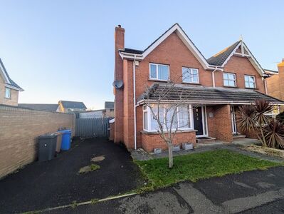 Ardvanagh Road, 3 bedroom Semi Detached House to rent, &pound;1,200 pcm