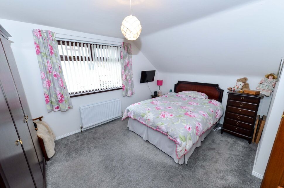 4 bedroom Detached House for sale, Beverley Walk, Newtownards, BT23 £