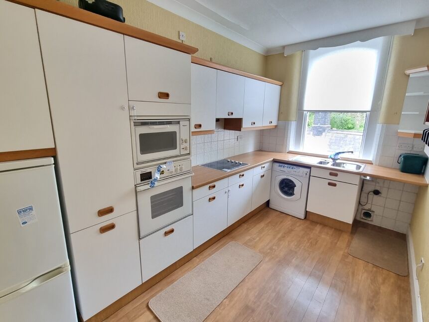 2 bedroom Flat for sale, Ballygowan Road, Comber, BT23 £150,000