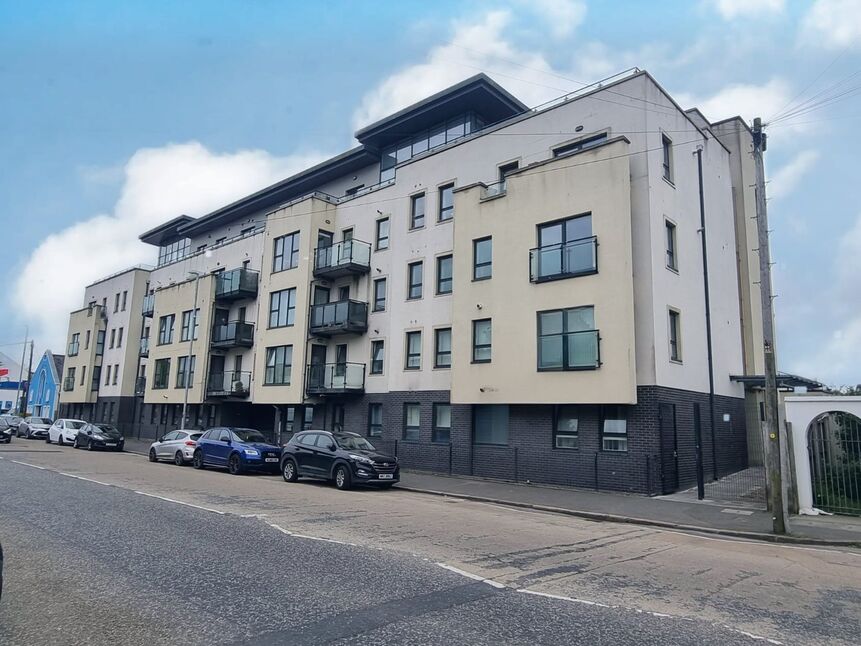 2 bedroom  Flat for sale