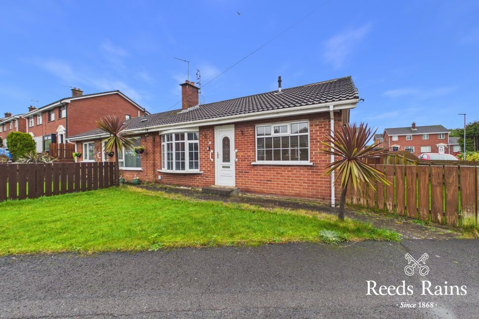 2 bedroom Semi Detached Bungalow for sale