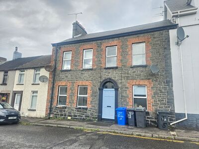 Newtownards, 1 bedroom Flat for sale, &pound;75,000