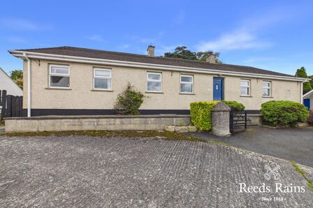 3 bedroom Detached Bungalow to rent