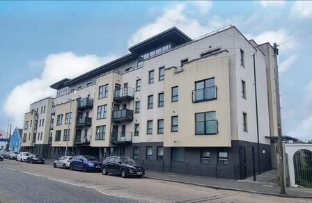 Frances Street, 2 bedroom Flat for sale, &pound;150,000
