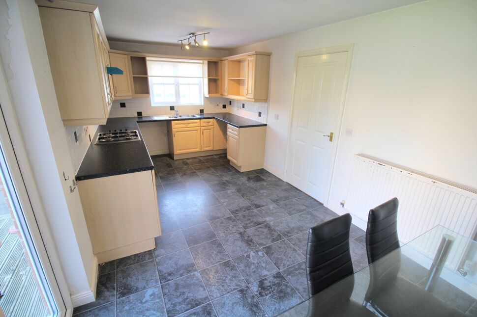 Kitchen / Breakfast Room