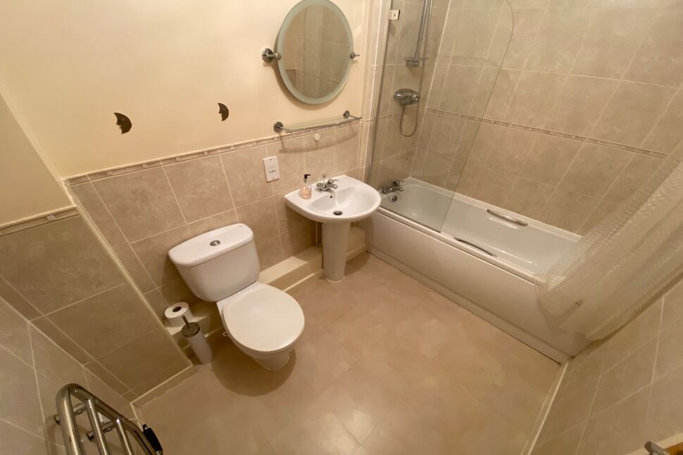 Main Bathroom