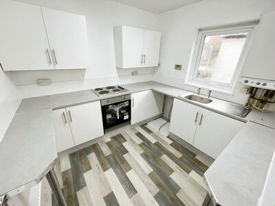 2 bedroom  Flat to rent