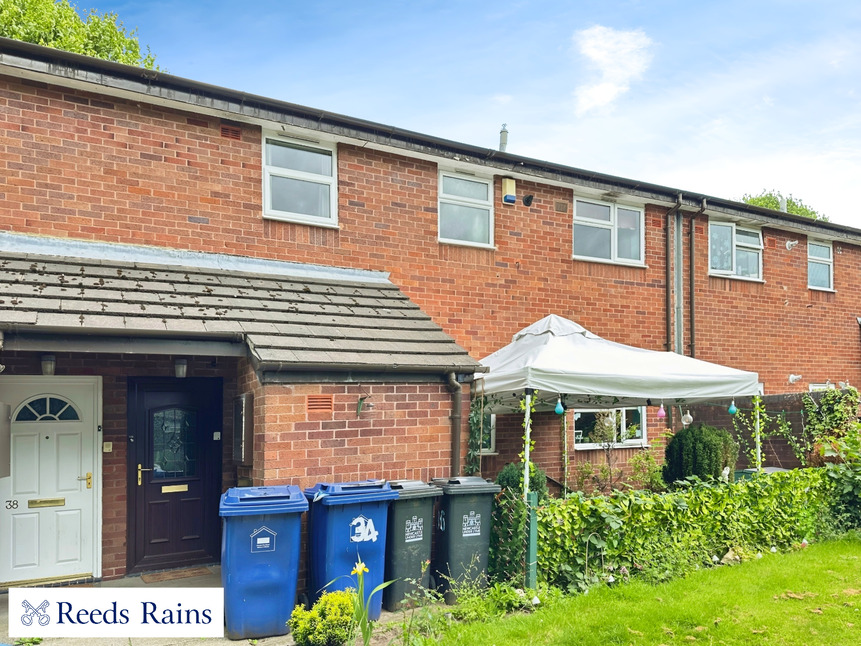 Main image of 2 bedroom Flat for sale, Prospect Terrace, Newcastle, Staffordshire, ST5