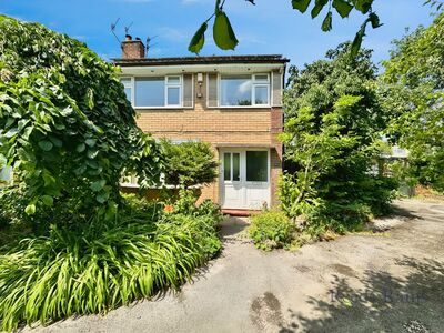 Etruria Road, 3 bedroom Semi Detached House for sale, £225,000